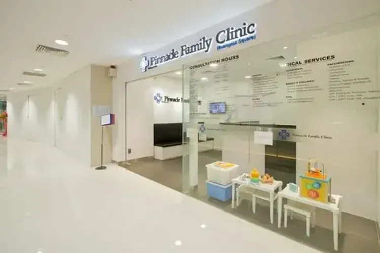 PINNACLE FAMILY CLINIC (YEW TEE) logo